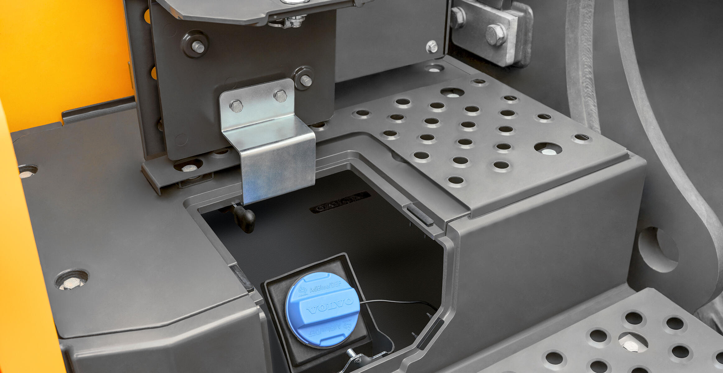 volvo-feature-crawler-excavator-ec300-cn4-easier-urea-filling-powered-by-excellence-2324x1200