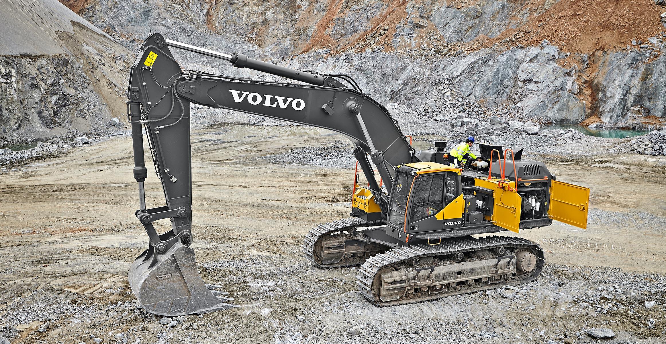 volvo-benefit-crawler-excavator-ec750-cn4-easy-service-access-2324x1200