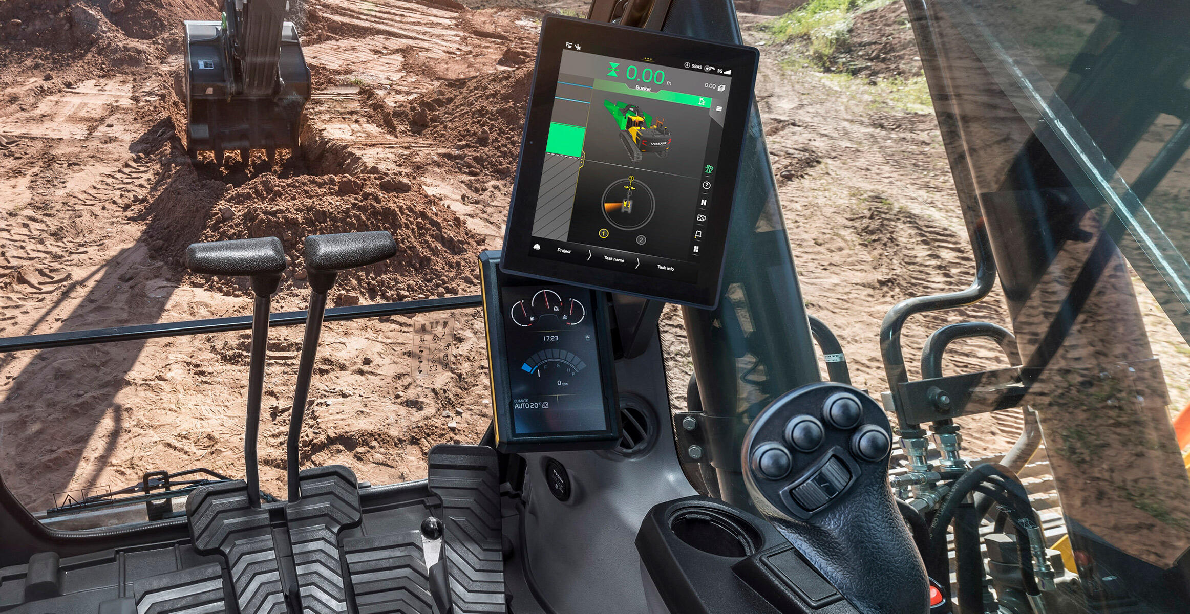 volvo-feature-crawler-excavator-ec750-cn4-your-partner-in-cab-powered-by-volvo-2324x1200