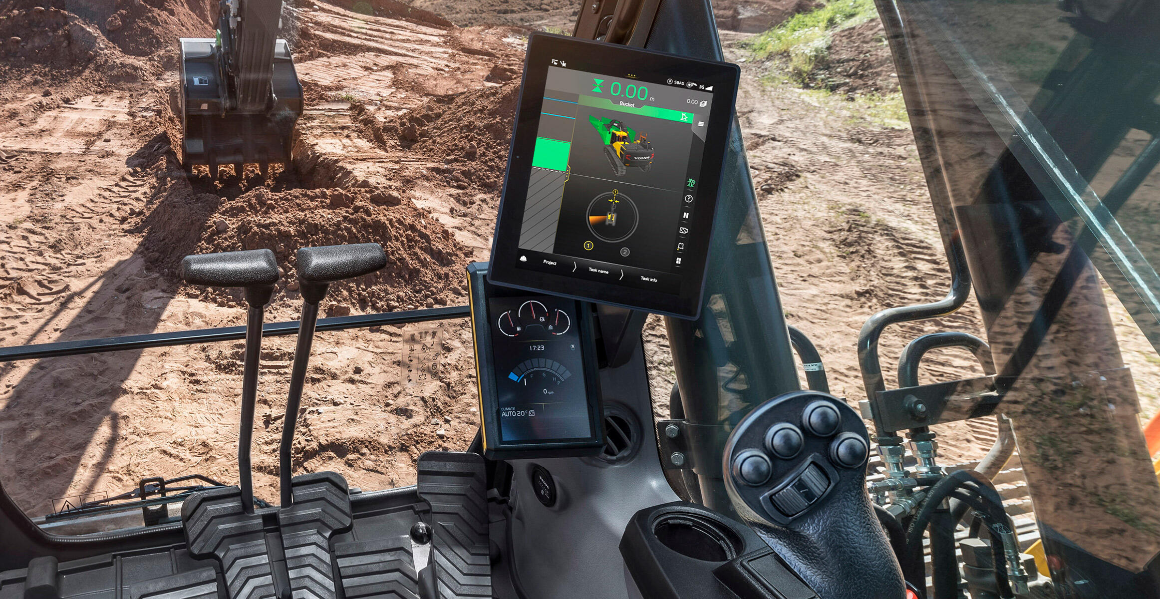 volvo-feature-crawler-excavator-ec950f-cn4-your-partner-in-the-cab-powered-by-volvo-2324x1200