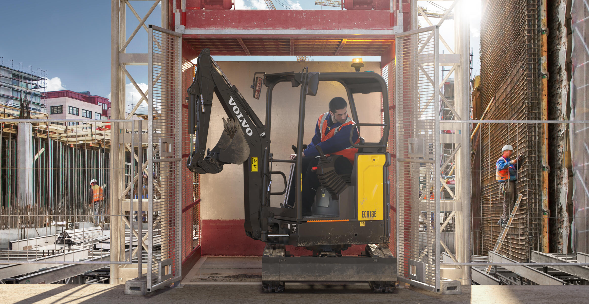 volvo-show-compact-excavator-ecr18e-2324x1200