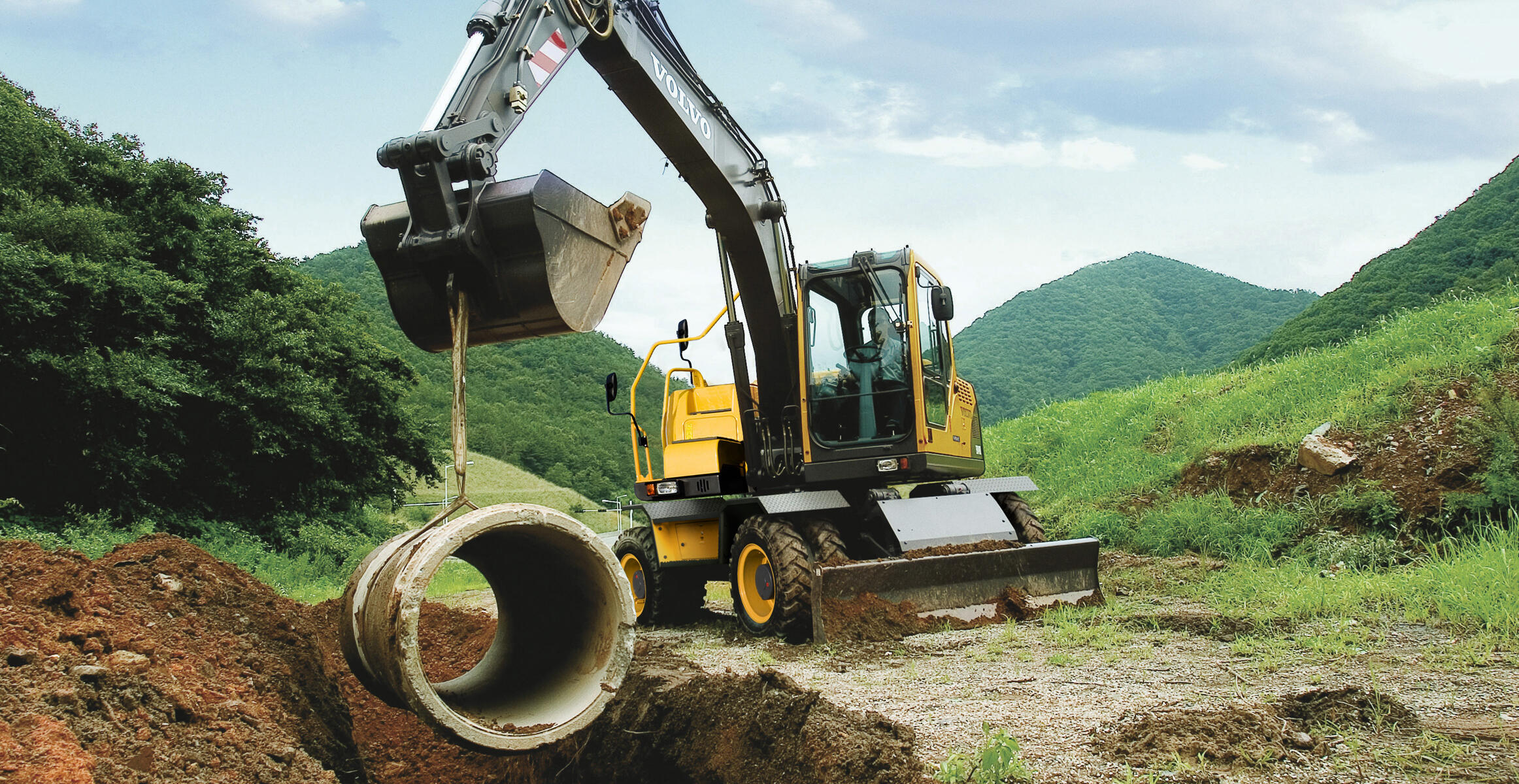 volvo-features-wheeled-excavator-ew145b-prime-t3-reliable-volvo-quality-2324x1200