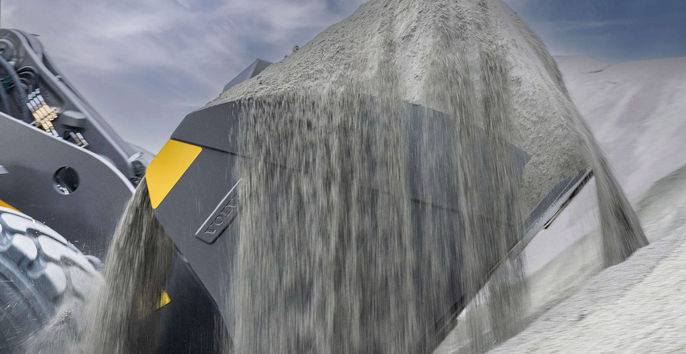 Close up of large bucket full on L220 Volvo Wheel Loader