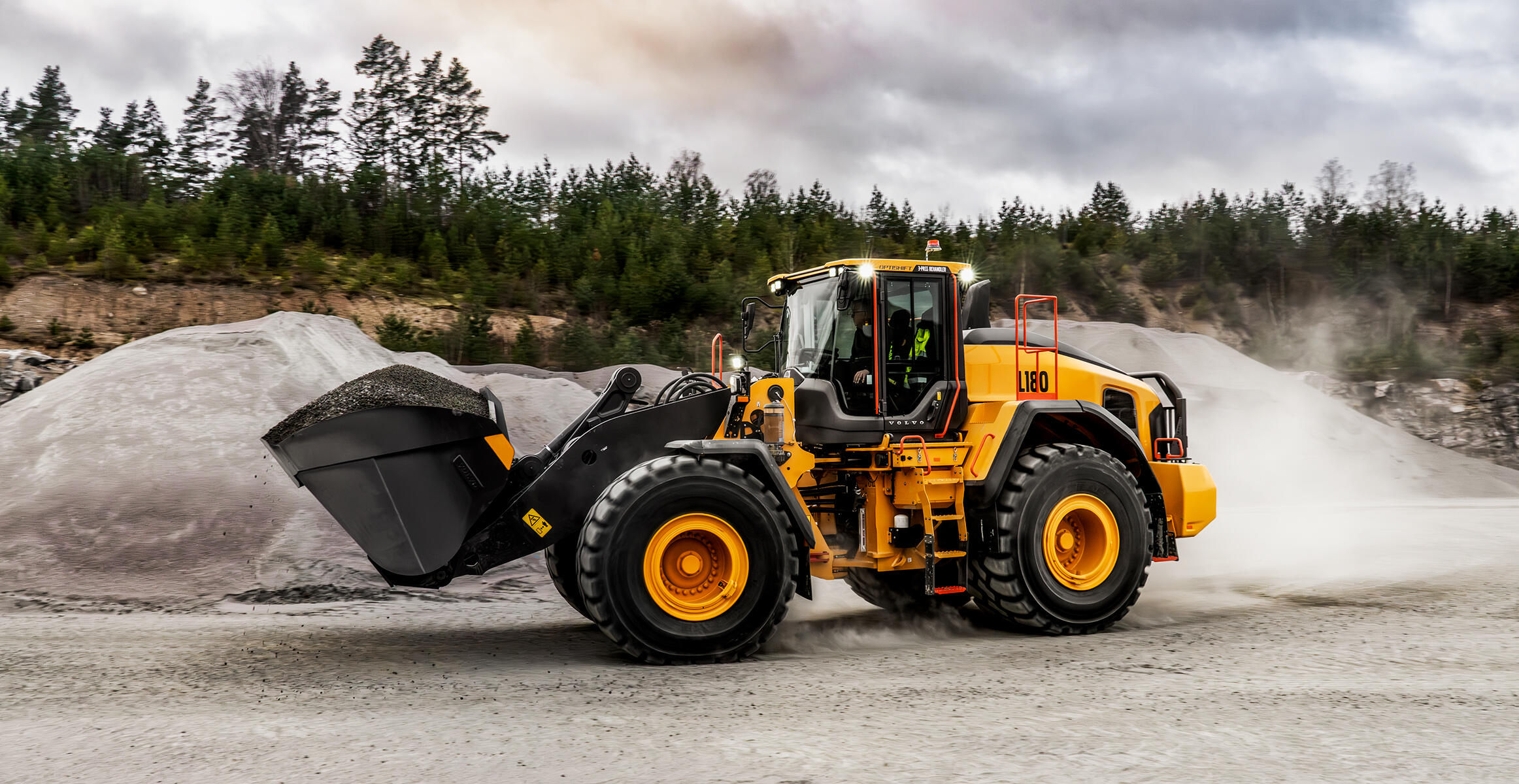 volvo large wheel loaders