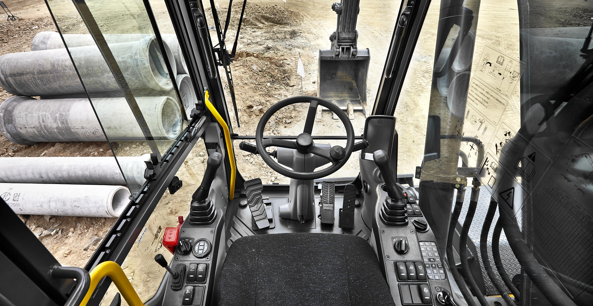 volvo-benefits-wheeled-excavator-ew205d-t3-volvo-cab-2324x1200