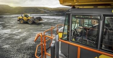 R100E | 刚性自卸卡车 | 概览 | Volvo Construction Equipment