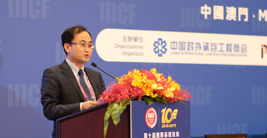 沃尔沃建筑设备中国大区代理总裁黄政致辞