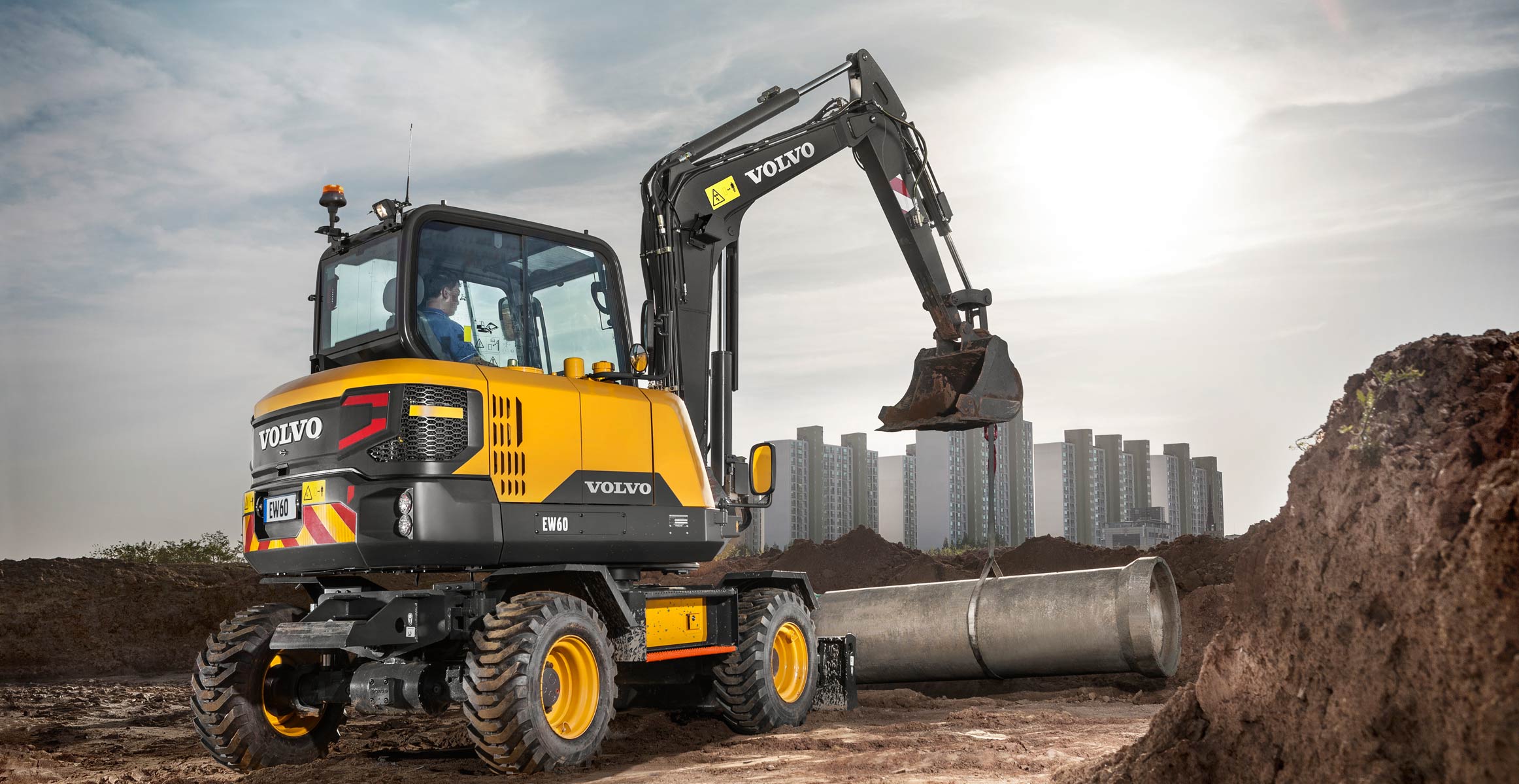 全新沃尔沃EW60轮式挖掘机